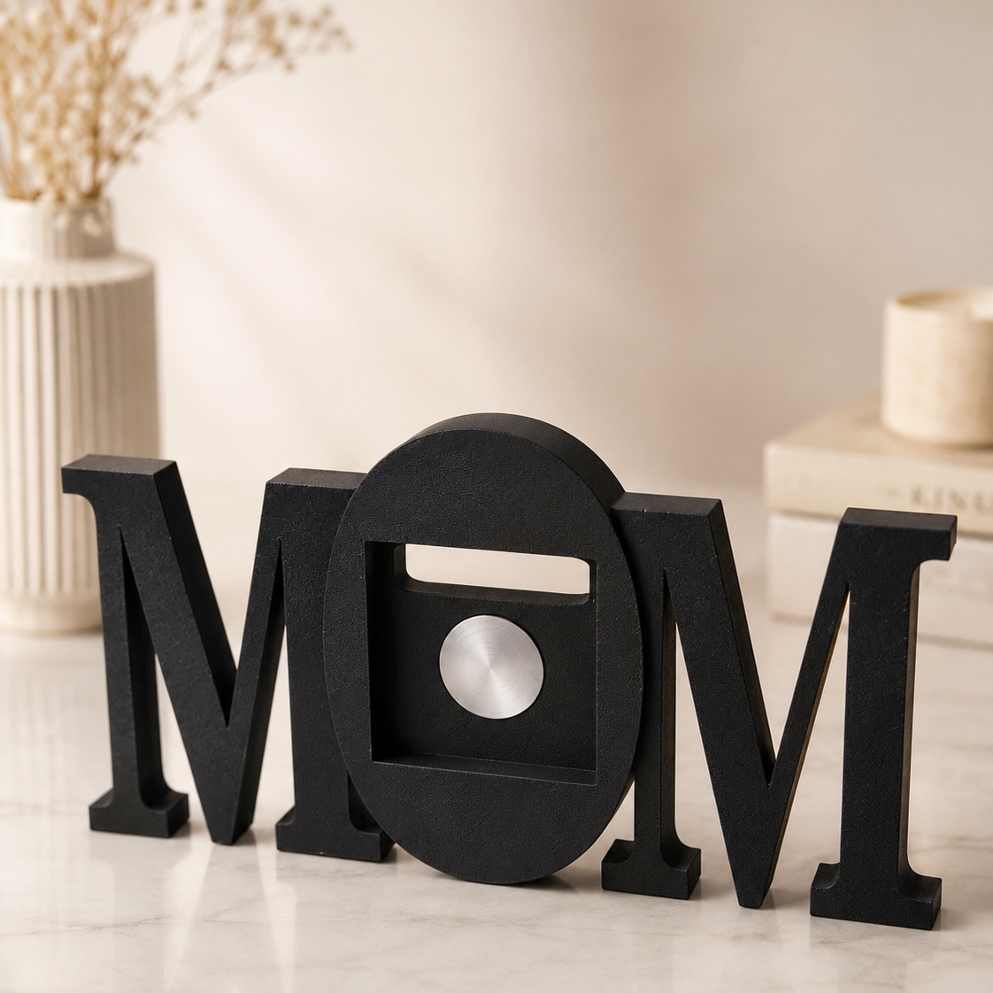 MOM frame in black colour
