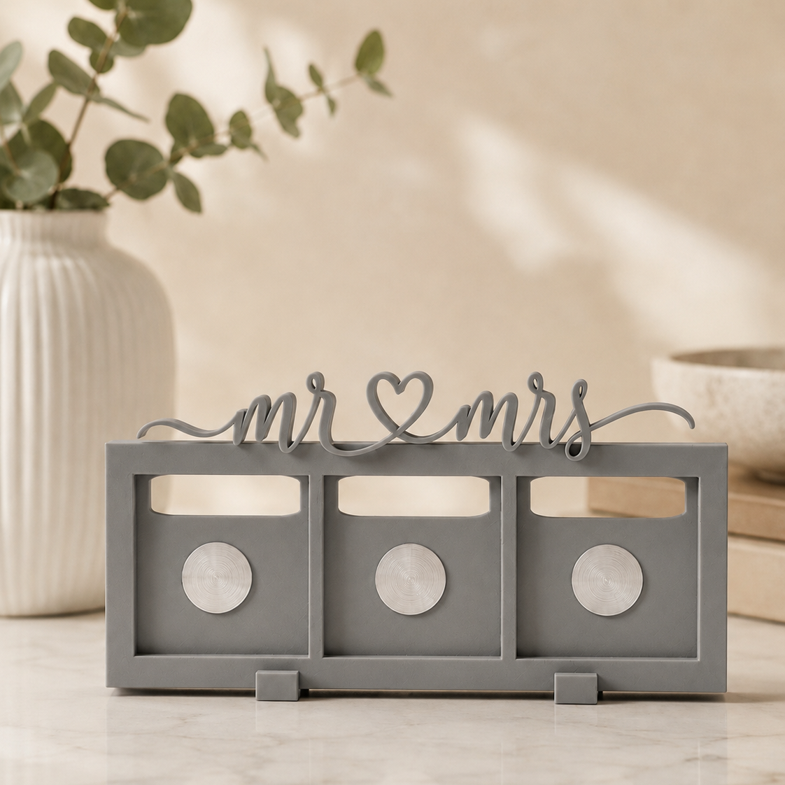 MR & MRS Frame