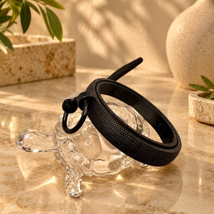 SPINPIX rotating keychain with grip pattern